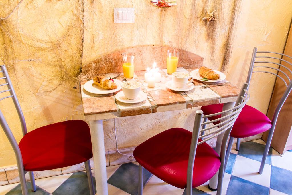 Cosy Little Love Nest In Піран Номер фото